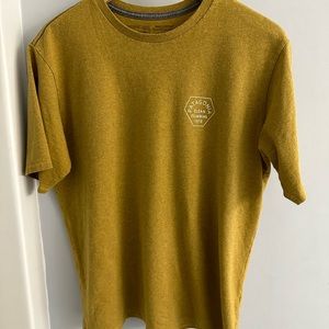 Patagonia Men's Clean Climb Trade Responsibili-Tee - Medium - gold